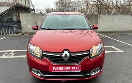 Renault Logan II, 2015 год, 749 900 рублей, 2 фотография