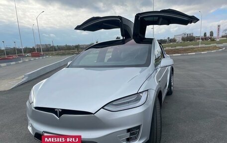 Tesla Model X I, 2018 год, 4 700 000 рублей, 4 фотография