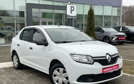 Renault Logan II, 2016 год, 1 050 000 рублей, 1 фотография