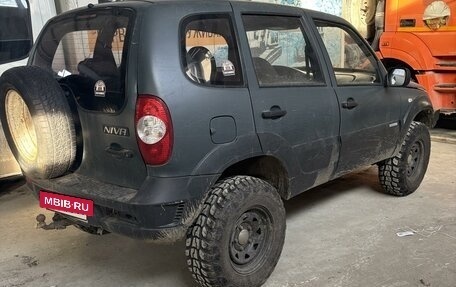 Chevrolet Niva I рестайлинг, 2011 год, 375 000 рублей, 3 фотография