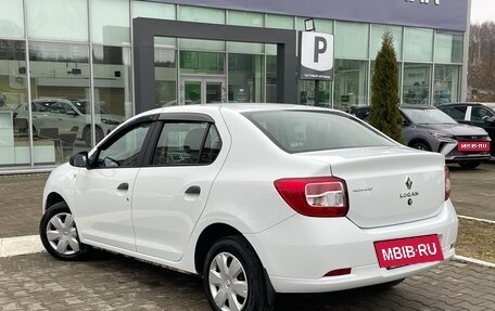 Renault Logan II, 2016 год, 1 050 000 рублей, 2 фотография