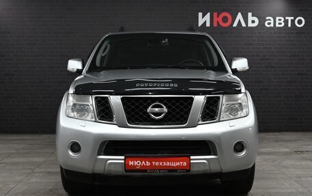 Nissan Pathfinder, 2010 год, 1 615 000 рублей, 2 фотография