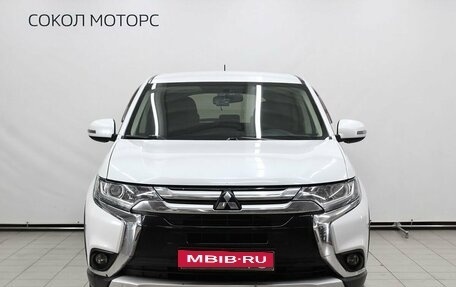 Mitsubishi Outlander III рестайлинг 3, 2015 год, 1 799 000 рублей, 3 фотография