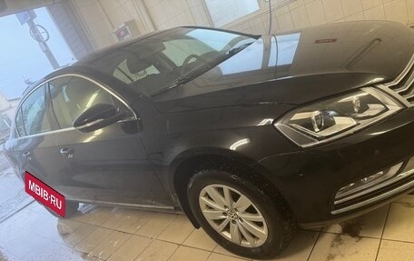 Volkswagen Passat B7, 2011 год, 900 000 рублей, 6 фотография