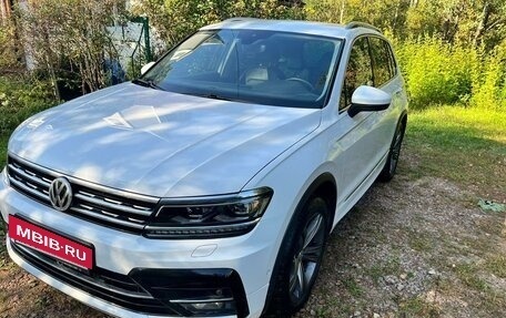 Volkswagen Tiguan II, 2020 год, 3 399 000 рублей, 11 фотография