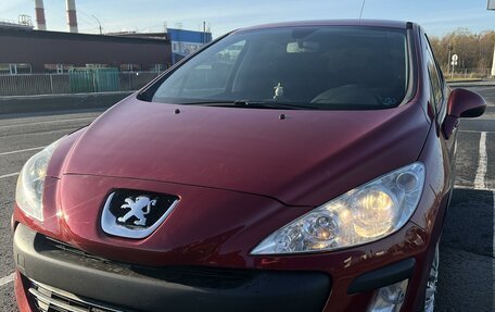 Peugeot 308 II, 2011 год, 550 000 рублей, 2 фотография