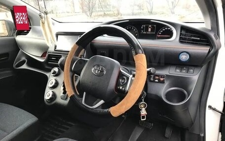 Toyota Sienta II, 2017 год, 1 750 000 рублей, 15 фотография