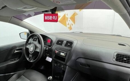 Volkswagen Polo VI (EU Market), 2011 год, 654 300 рублей, 12 фотография