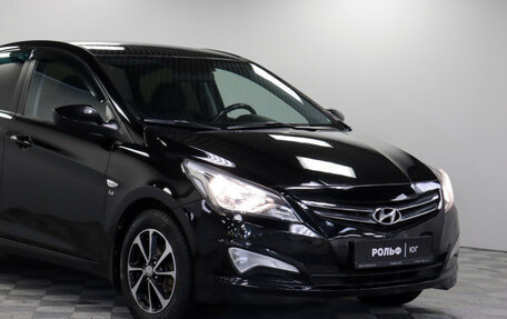 Hyundai Solaris II рестайлинг, 2015 год, 995 000 рублей, 19 фотография