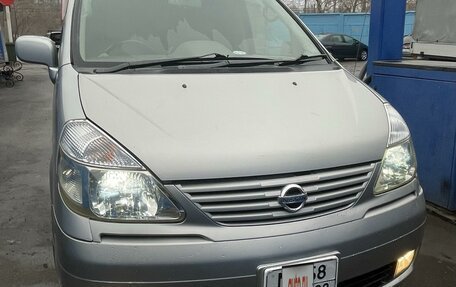 Nissan Serena II, 2002 год, 720 000 рублей, 2 фотография