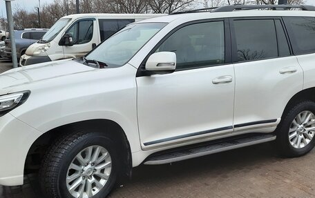 Toyota Land Cruiser Prado 150 рестайлинг 2, 2015 год, 4 000 000 рублей, 4 фотография