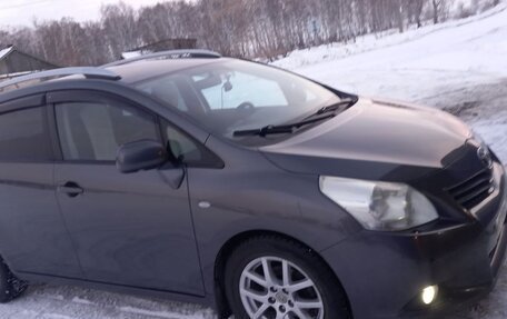 Toyota Verso I, 2010 год, 1 300 000 рублей, 7 фотография