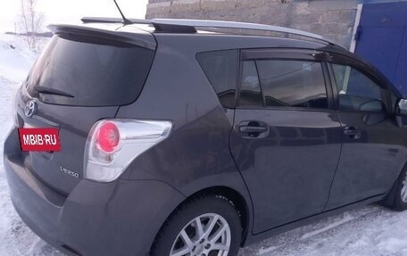 Toyota Verso I, 2010 год, 1 300 000 рублей, 2 фотография