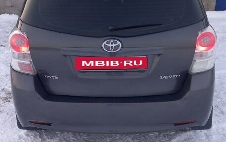 Toyota Verso I, 2010 год, 1 300 000 рублей, 3 фотография