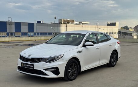 KIA Optima IV, 2019 год, 1 340 000 рублей, 2 фотография