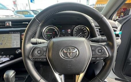 Toyota Camry, 2021 год, 2 300 000 рублей, 14 фотография