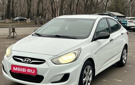 Hyundai Solaris II рестайлинг, 2013 год, 1 149 990 рублей, 3 фотография