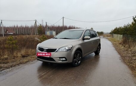 KIA cee'd I рестайлинг, 2010 год, 690 000 рублей, 4 фотография