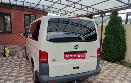 Volkswagen Caravelle T5, 2012 год, 2 680 000 рублей, 4 фотография