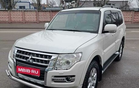 Mitsubishi Pajero IV, 2017 год, 2 900 000 рублей, 3 фотография