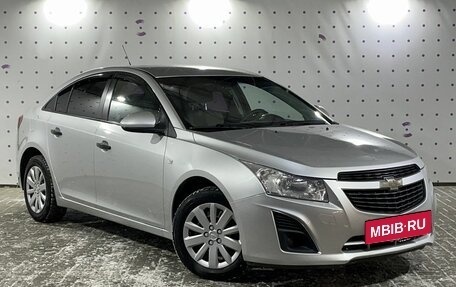 Chevrolet Cruze II, 2013 год, 1 020 000 рублей, 2 фотография