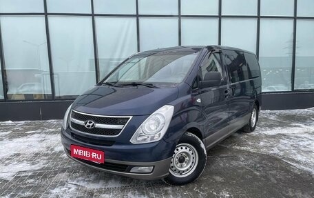 Hyundai H-1 II рестайлинг, 2008 год, 1 290 000 рублей, 1 фотография