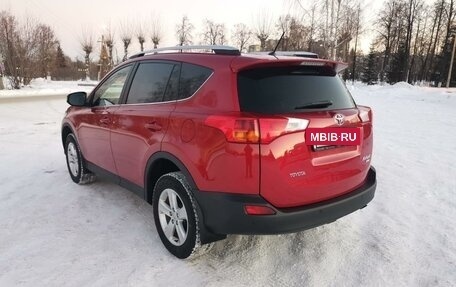 Toyota RAV4, 2013 год, 2 250 000 рублей, 4 фотография