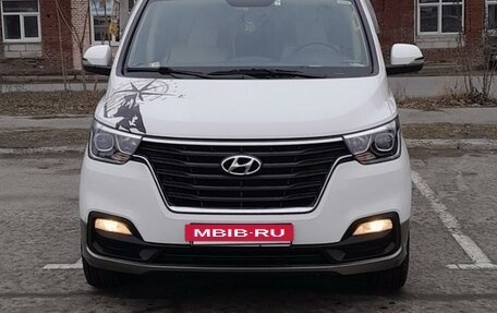 Hyundai H-1 II рестайлинг, 2021 год, 3 999 999 рублей, 15 фотография