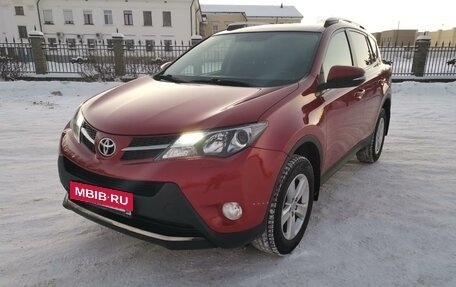 Toyota RAV4, 2013 год, 2 250 000 рублей, 2 фотография