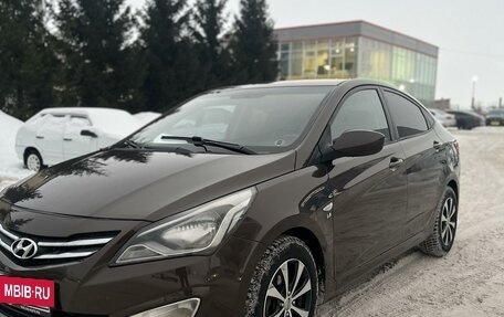 Hyundai Solaris II рестайлинг, 2015 год, 880 000 рублей, 8 фотография