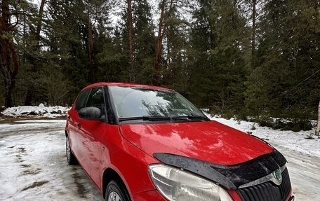 Skoda Fabia II, 2012 год, 600 000 рублей, 3 фотография