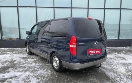 Hyundai H-1 II рестайлинг, 2008 год, 1 290 000 рублей, 3 фотография