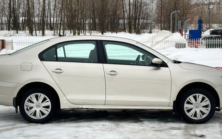 Volkswagen Jetta VI, 2013 год, 980 000 рублей, 8 фотография