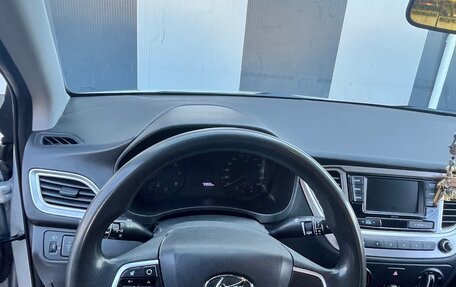 Hyundai Solaris II рестайлинг, 2020 год, 1 750 000 рублей, 11 фотография