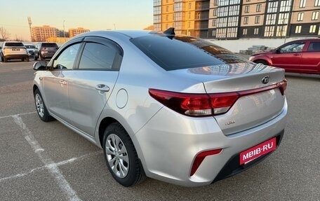 KIA Rio IV, 2018 год, 1 415 000 рублей, 4 фотография