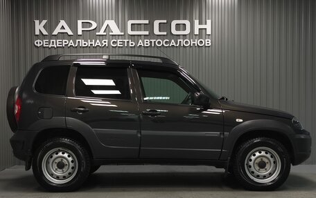 Chevrolet Niva I рестайлинг, 2018 год, 840 000 рублей, 6 фотография