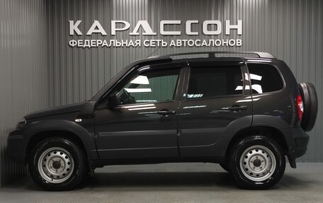 Chevrolet Niva I рестайлинг, 2018 год, 840 000 рублей, 5 фотография