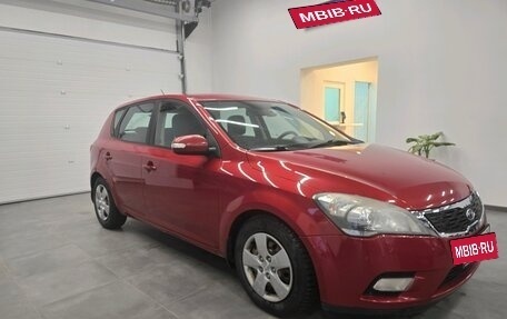 KIA cee'd I рестайлинг, 2010 год, 810 000 рублей, 3 фотография