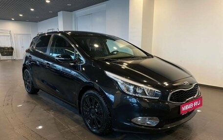 KIA cee'd III, 2015 год, 1 330 000 рублей, 1 фотография