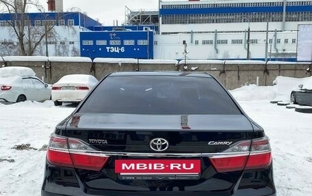 Toyota Camry, 2015 год, 2 050 000 рублей, 3 фотография