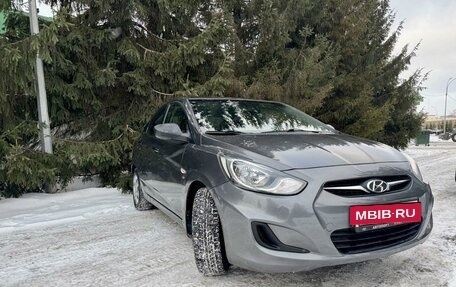 Hyundai Solaris II рестайлинг, 2012 год, 930 000 рублей, 2 фотография