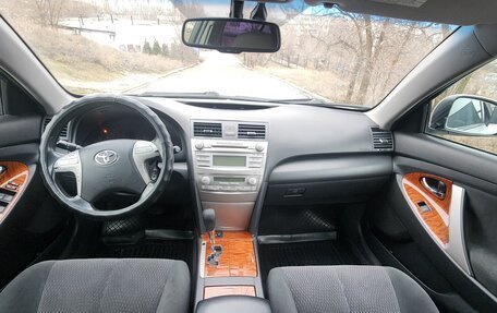 Toyota Camry, 2010 год, 1 150 000 рублей, 7 фотография