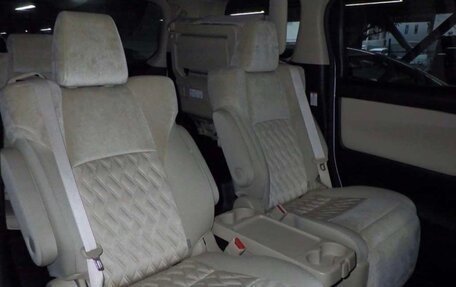 Toyota Alphard III, 2018 год, 3 800 000 рублей, 7 фотография