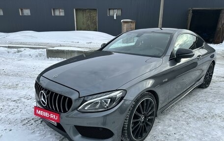 Mercedes-Benz C-Класс AMG, 2017 год, 4 400 000 рублей, 3 фотография