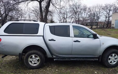 Mitsubishi L200 IV рестайлинг, 2014 год, 1 500 000 рублей, 8 фотография