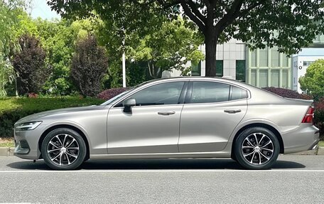 Volvo S60 III, 2022 год, 2 800 000 рублей, 7 фотография