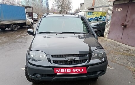 Chevrolet Niva I рестайлинг, 2018 год, 1 000 000 рублей, 2 фотография