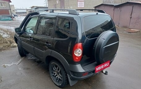 Chevrolet Niva I рестайлинг, 2018 год, 1 000 000 рублей, 4 фотография