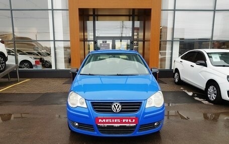 Volkswagen Polo IV рестайлинг, 2008 год, 325 000 рублей, 2 фотография