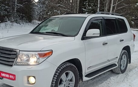 Toyota Land Cruiser 200, 2014 год, 4 700 000 рублей, 7 фотография